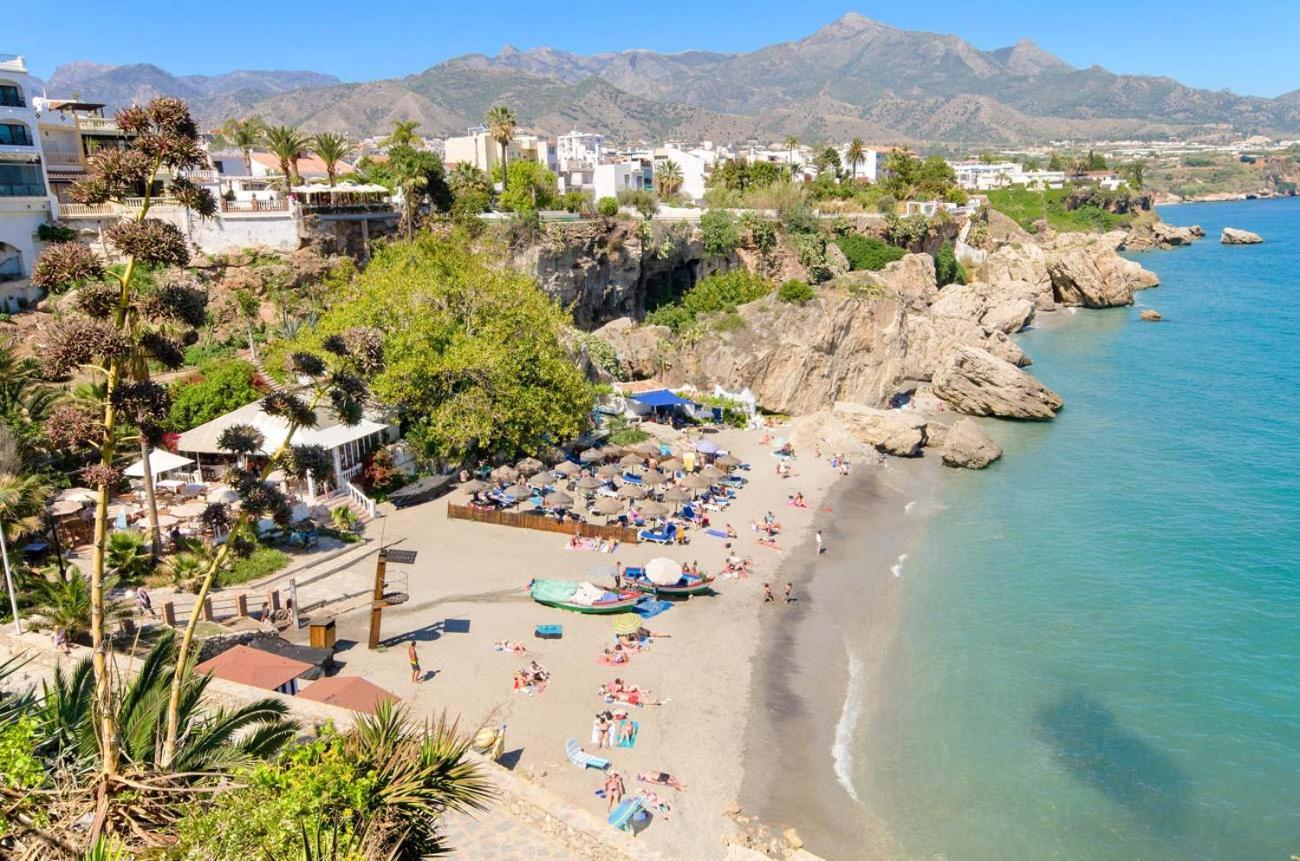 Casa Con Terraza Privada Villa Nerja Exterior photo